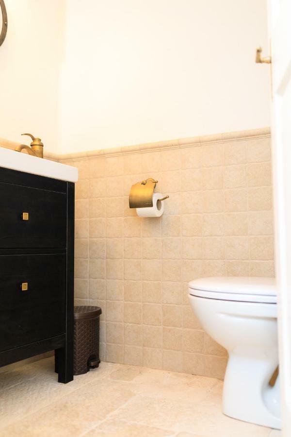Holiday Home Obrov Kaštela Екстериор снимка
